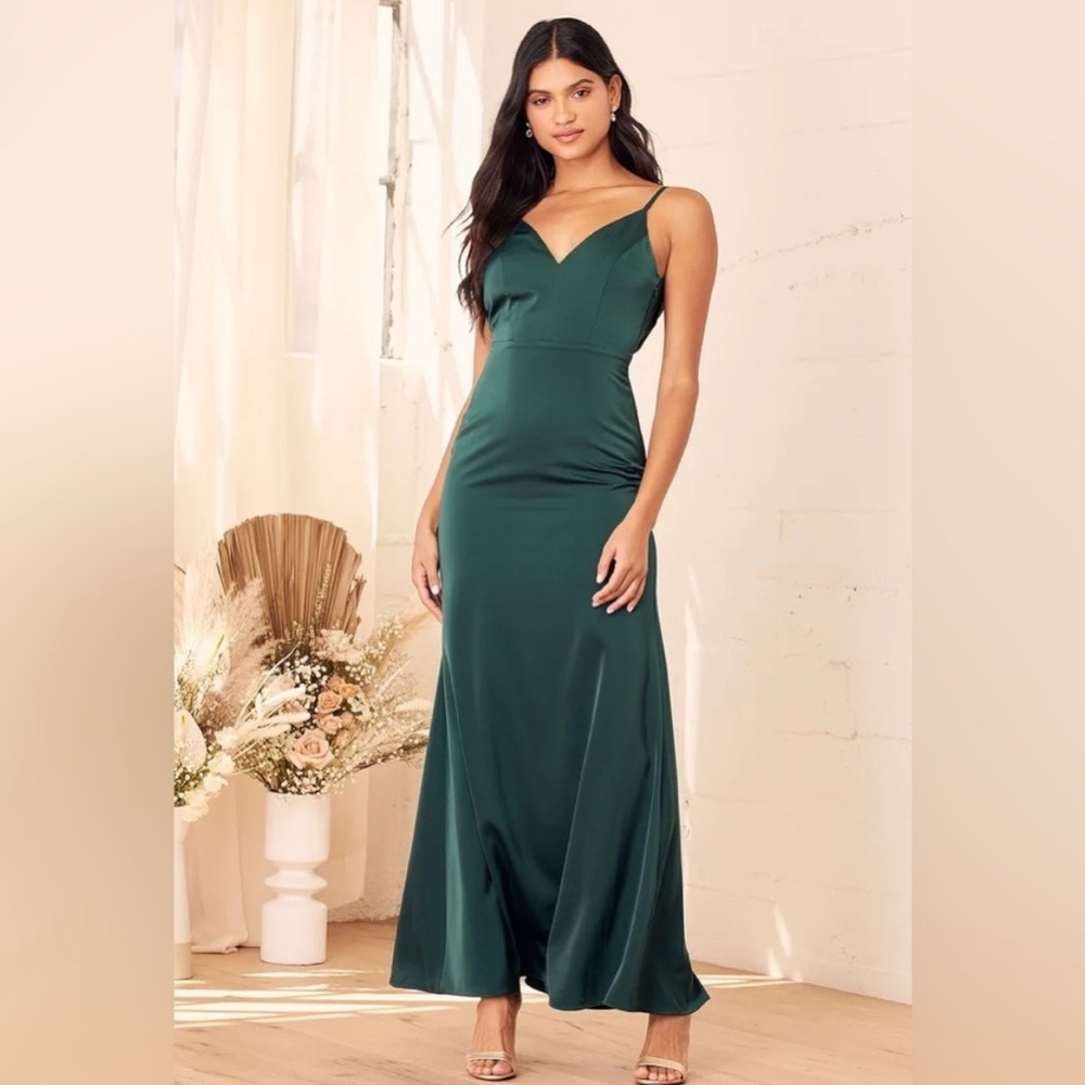Heartfelt Bliss Emerald Green Sleeveless Cowl Back Maxi Dress size medium